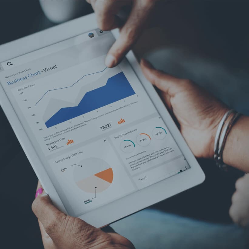 Acumatica Cloud ERP Infographic illustrating steps to use Google Analytics for enhancing business performance and decision-making.
